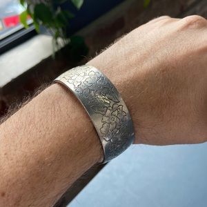 Kirk‎ Steiff 90s Vintage Pewter Cuff Flower of the Month Violet Bracelet SO CUTE